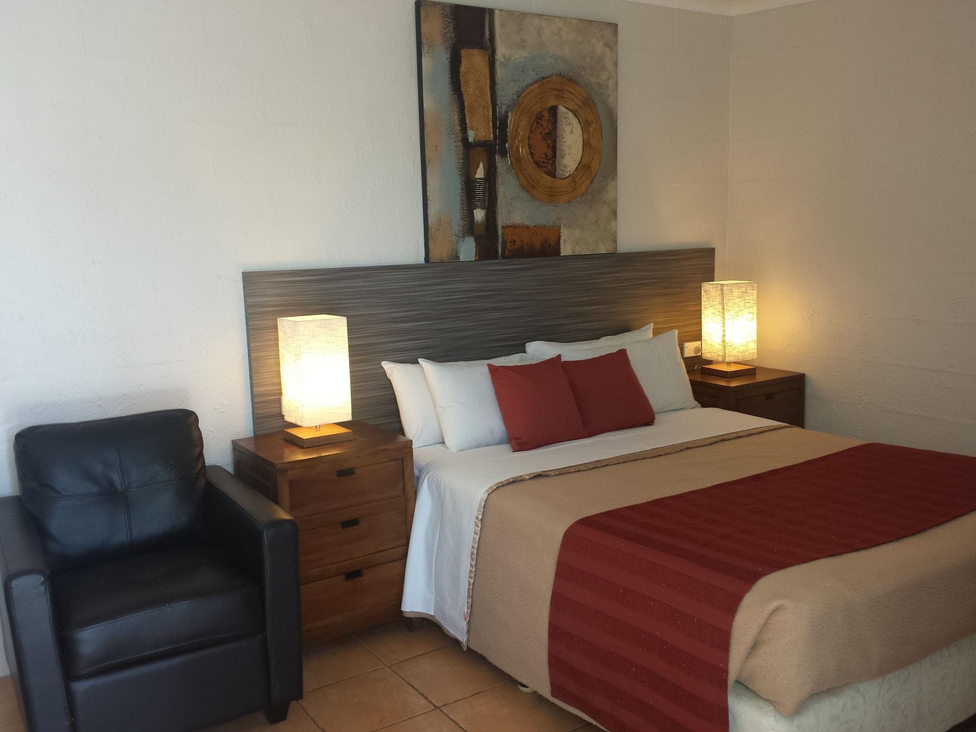 Mid City Motor Inn Gladstone Εξωτερικό φωτογραφία