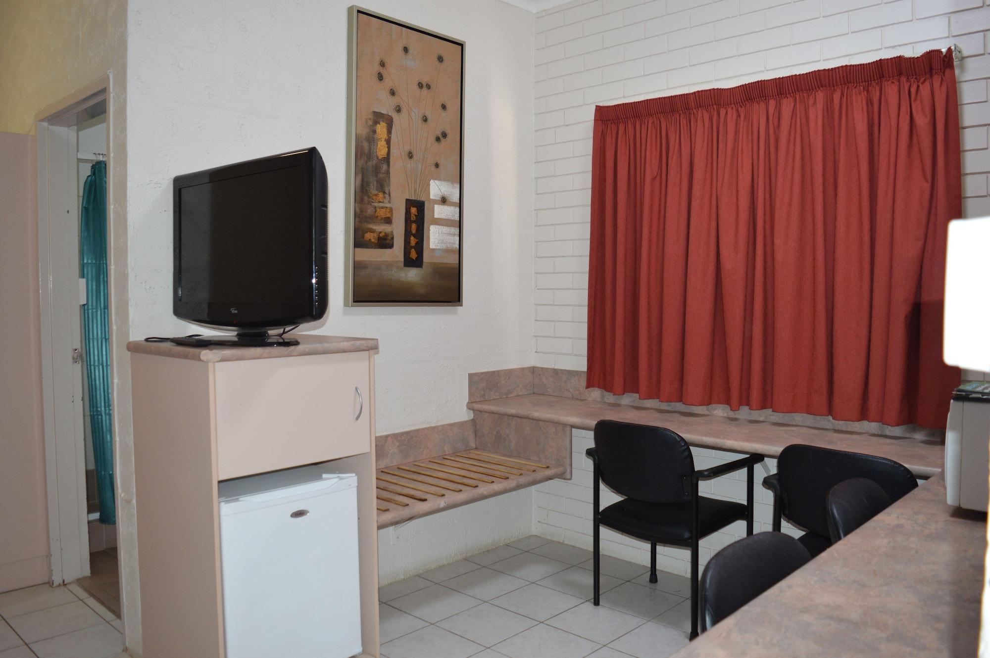 Mid City Motor Inn Gladstone Εξωτερικό φωτογραφία