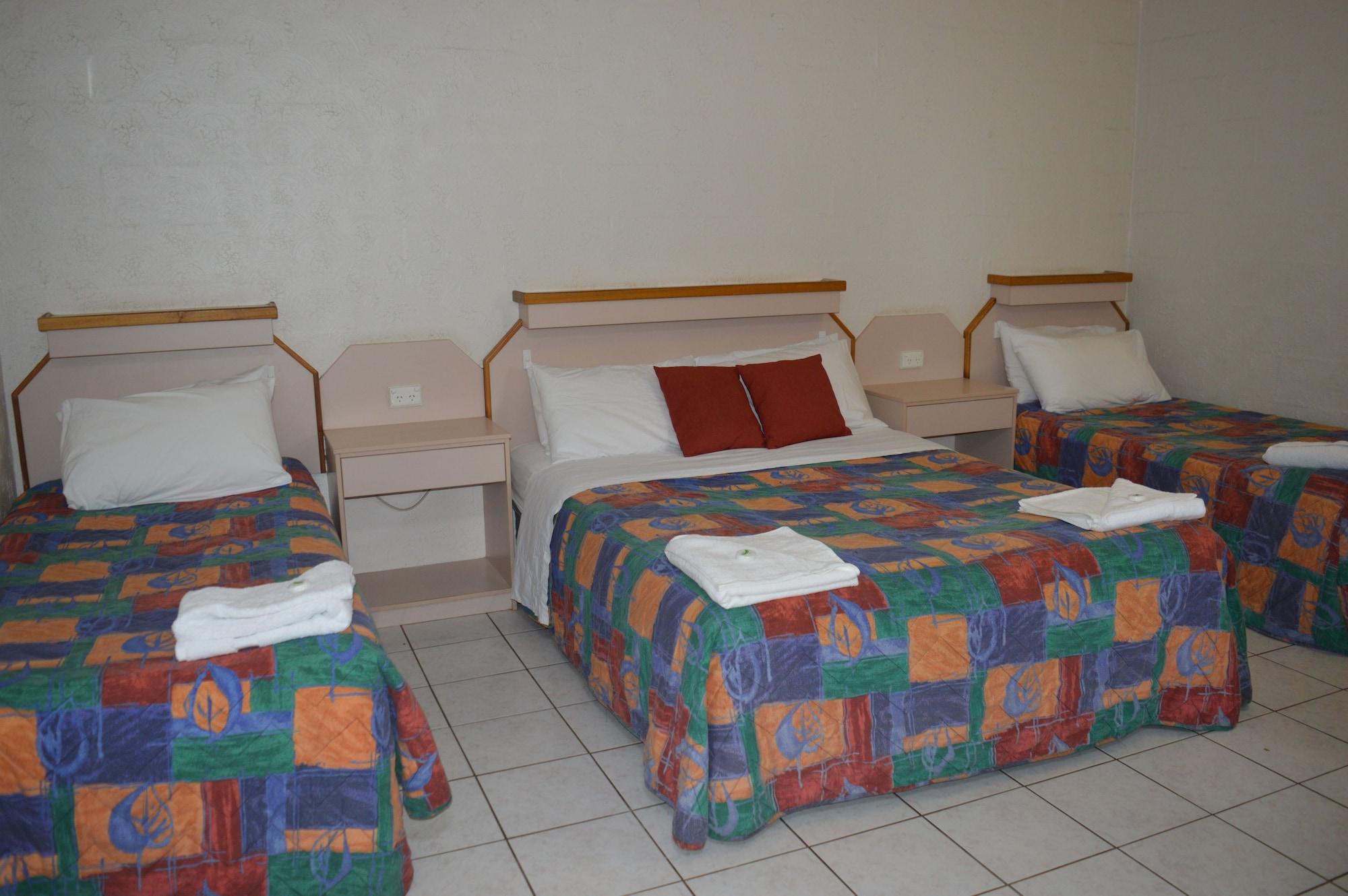Mid City Motor Inn Gladstone Εξωτερικό φωτογραφία