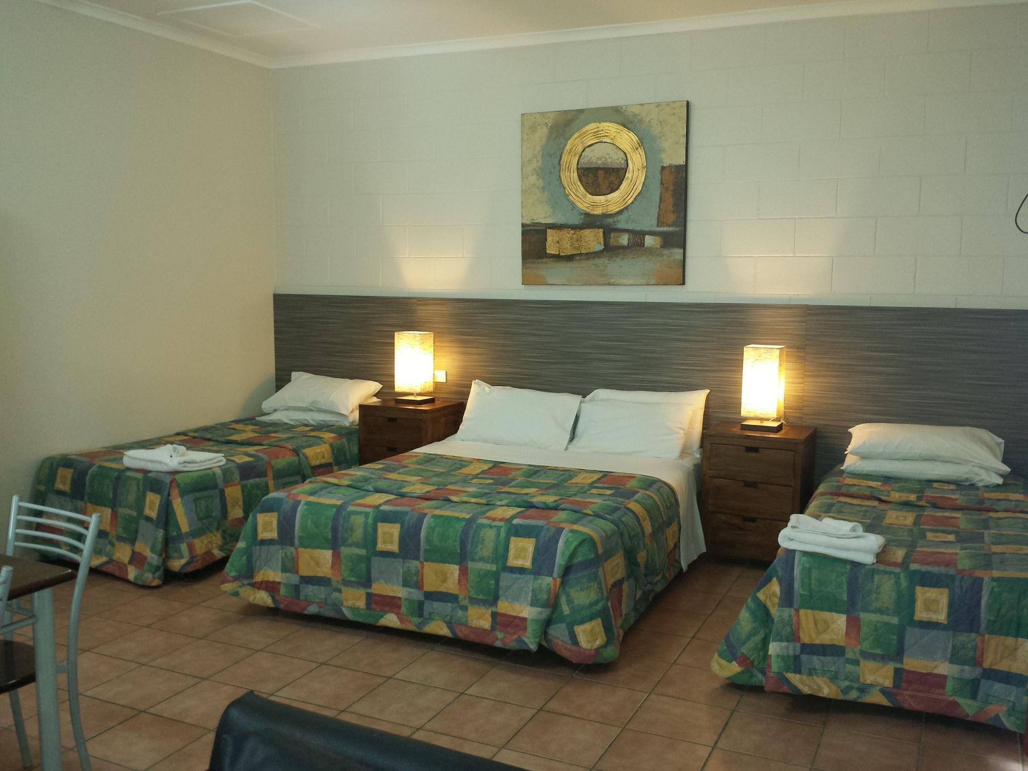 Mid City Motor Inn Gladstone Εξωτερικό φωτογραφία